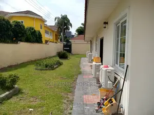 5bdrm House in for Rent 5 Bedrooms for Rent