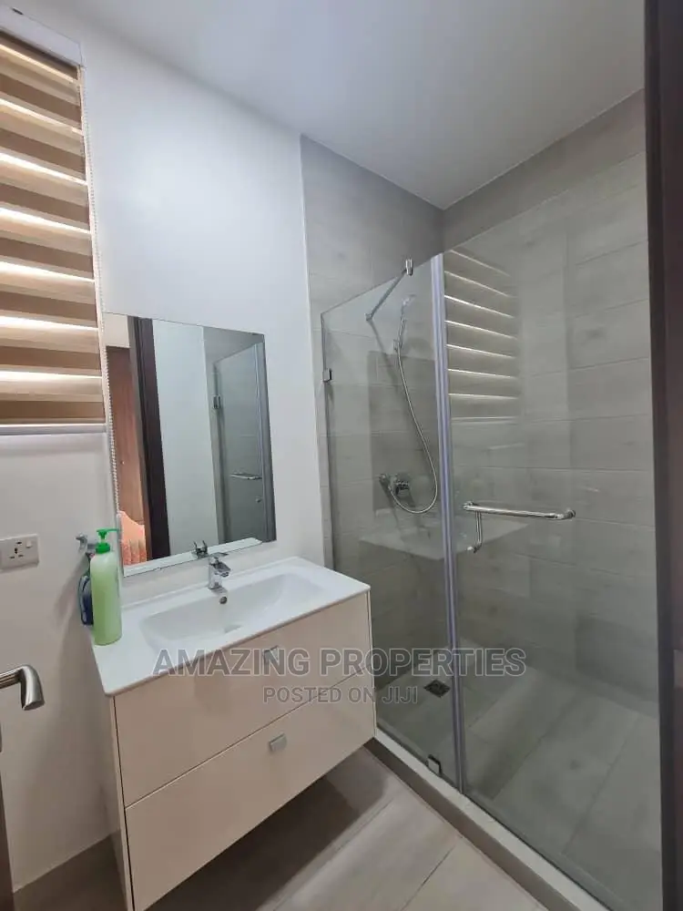 4bdrm Townhouse/Terrace in Cantonments for Rent