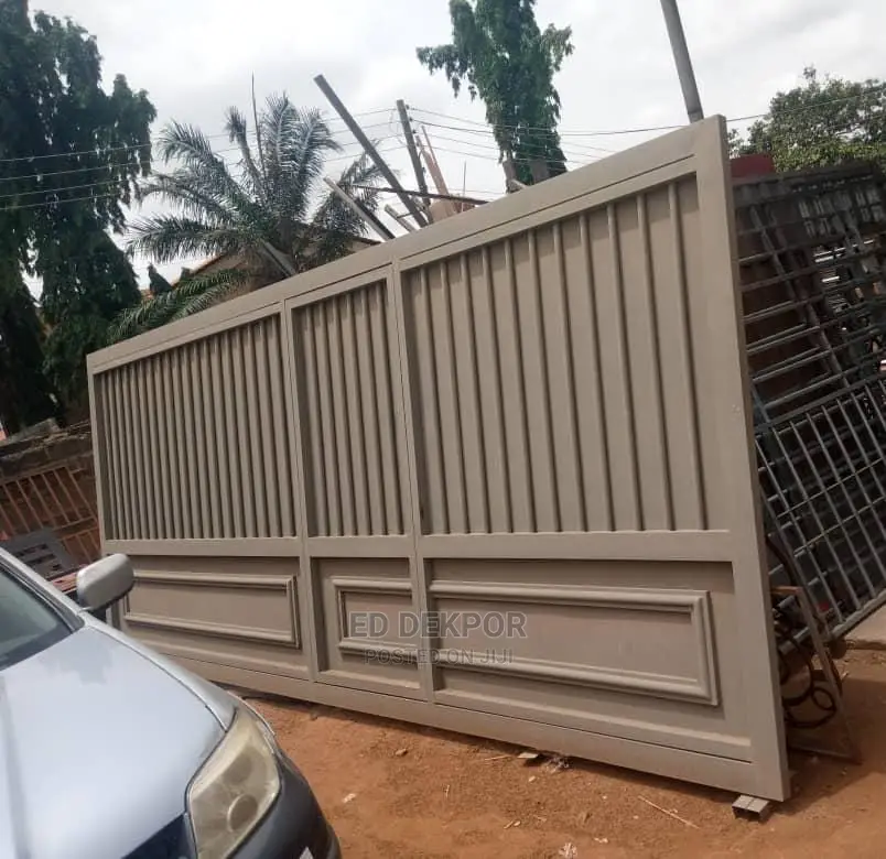 Metals Design Gate