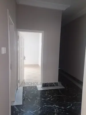 2bdrm Apartment in The Dorns Properties, New Town for rent