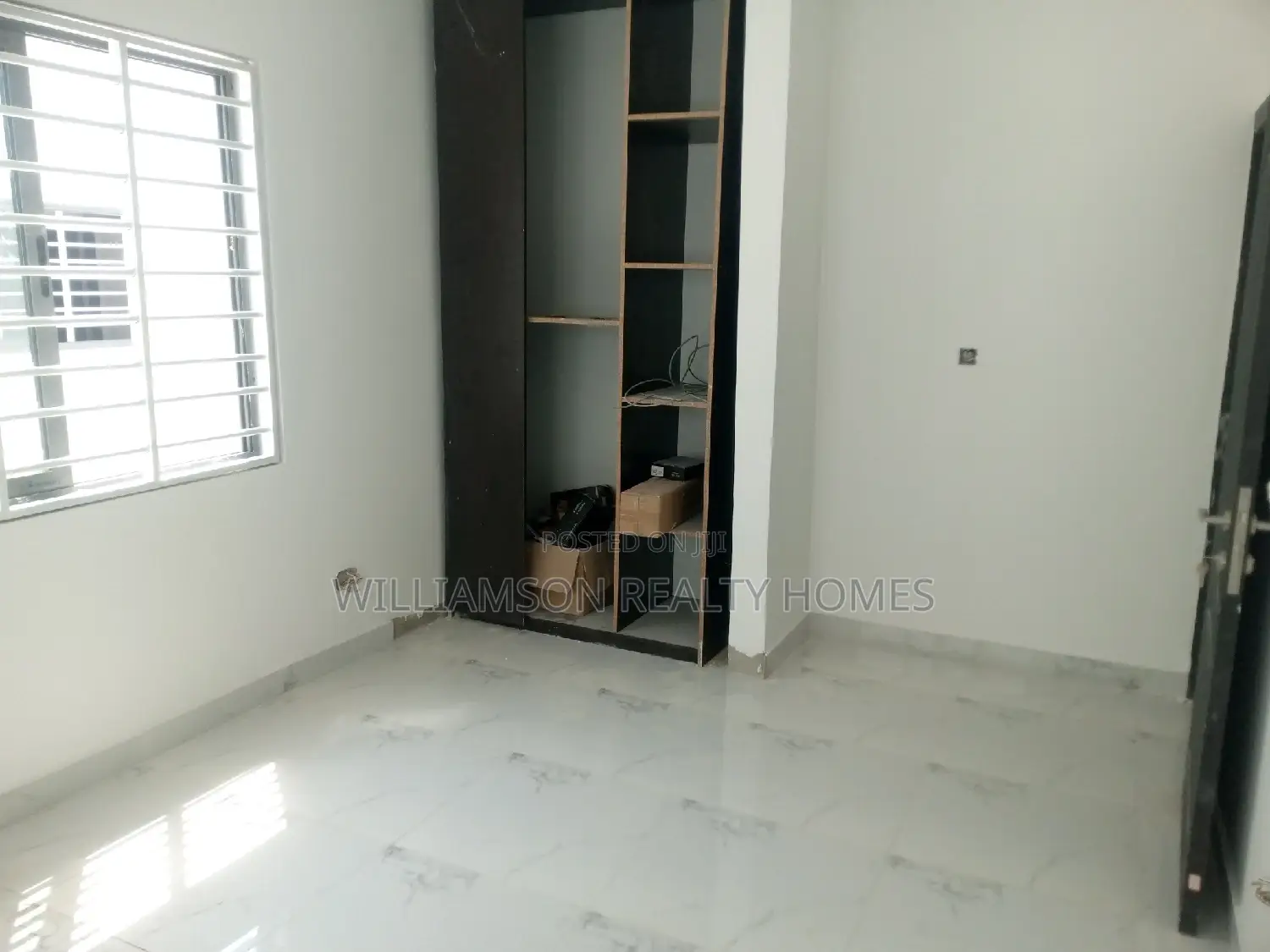 4bdrm House in Tempo Estate, Spintex for sale
