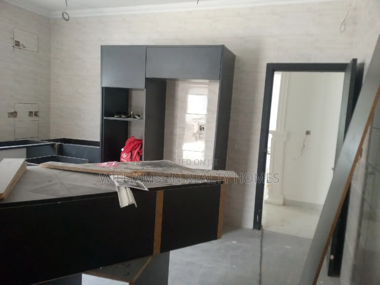 4bdrm House in Tempo Estate, Spintex for sale