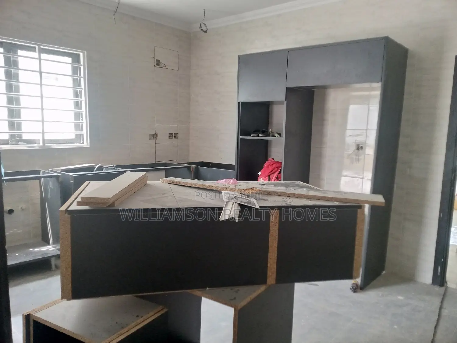 4bdrm House in Tempo Estate, Spintex for sale