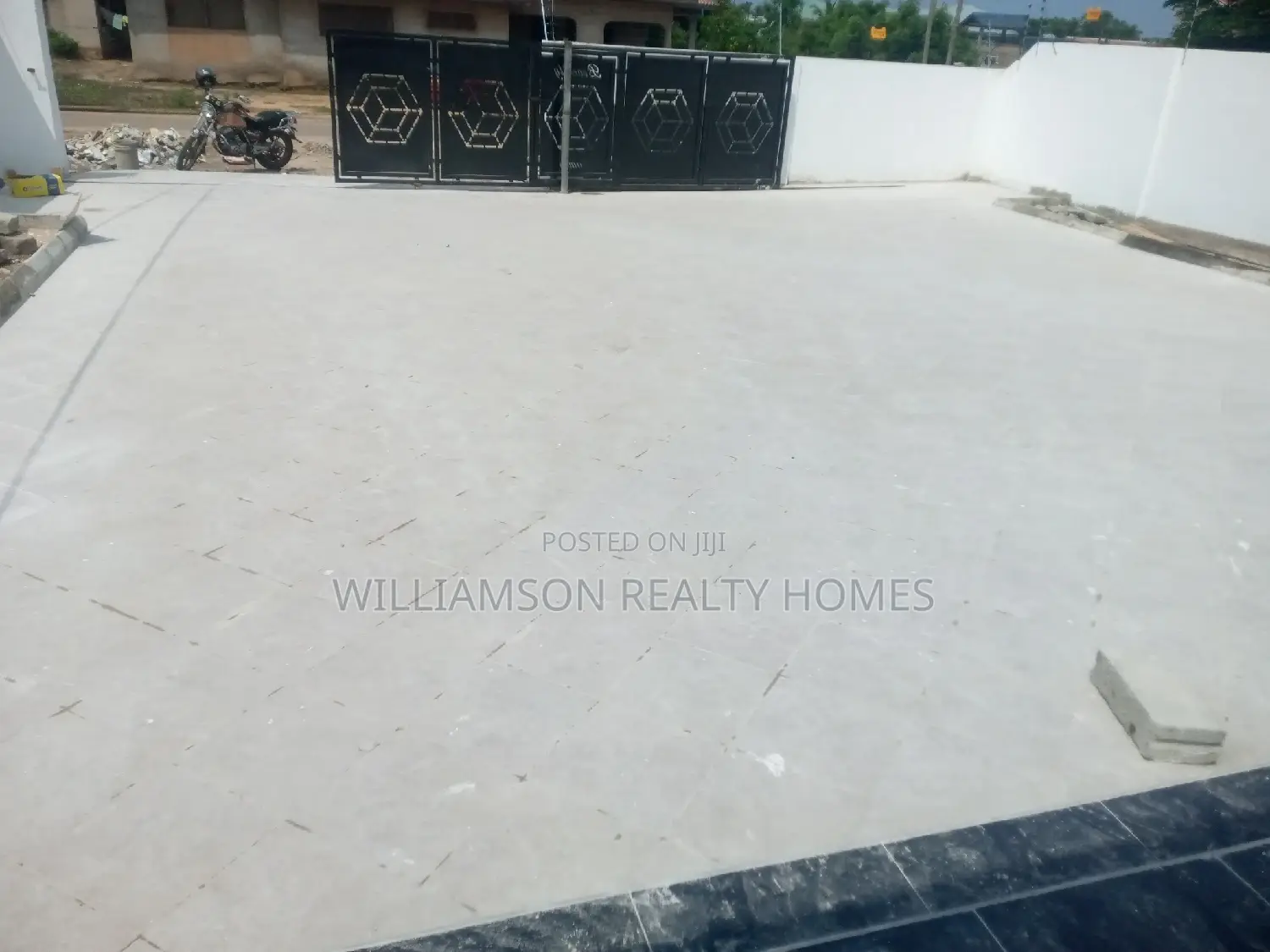 4bdrm House in Tempo Estate, Spintex for sale