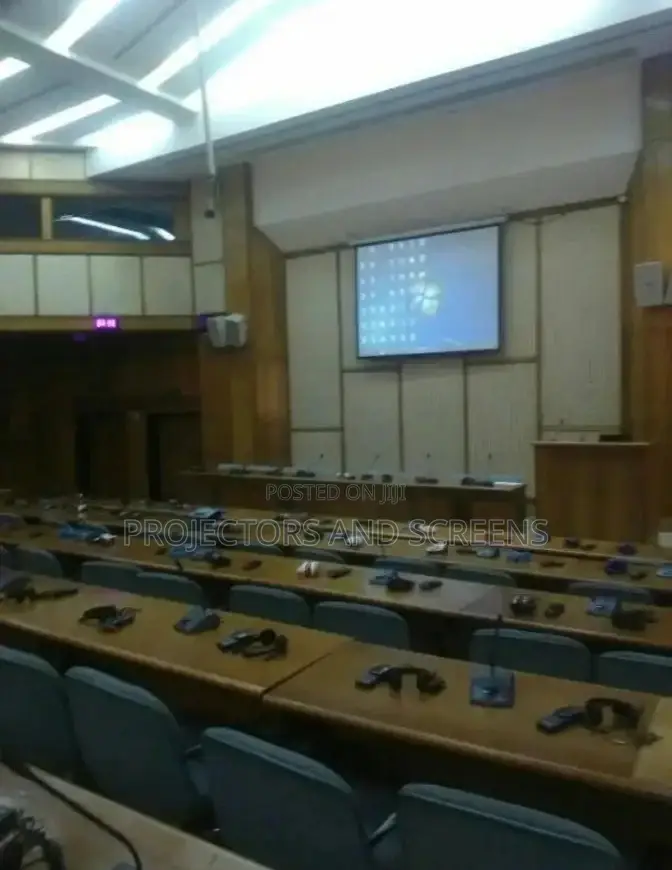 Projector Rentals Epson (Wireless Hdmi or Hdmi Cable)