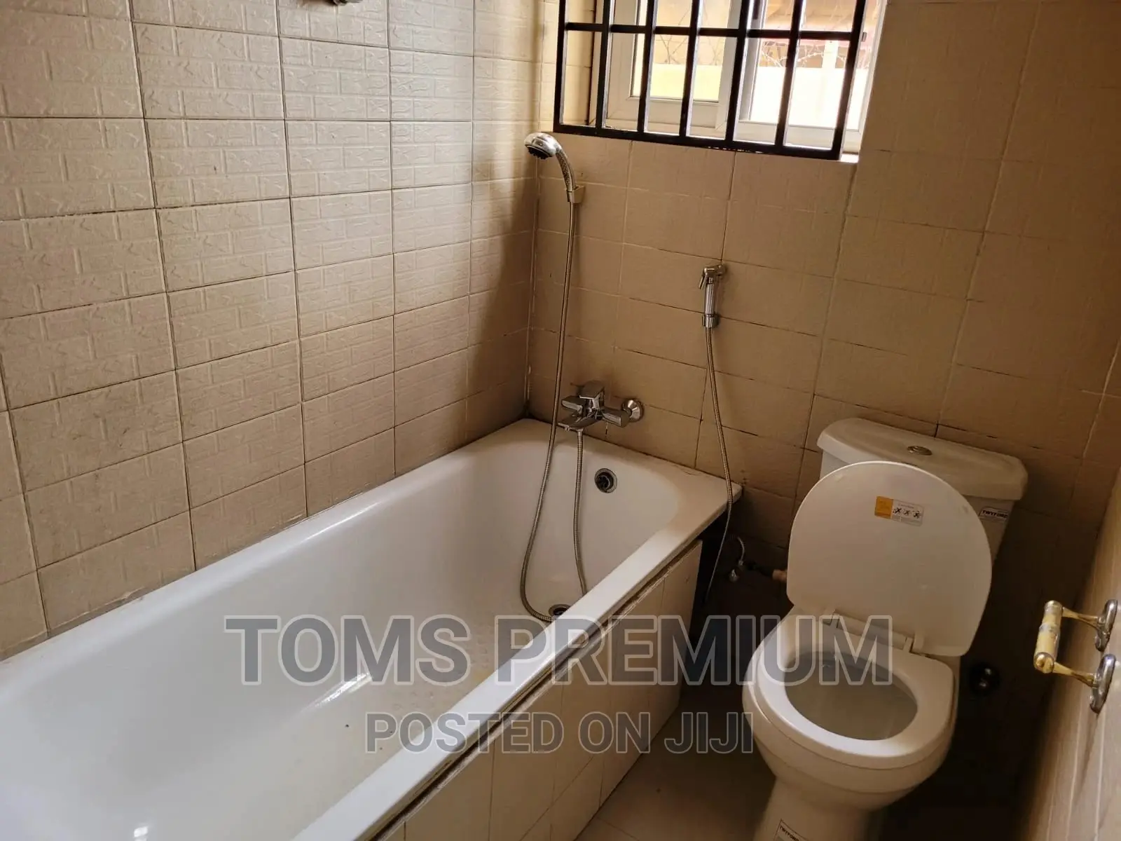 3bdrm House in East Legon for Rent