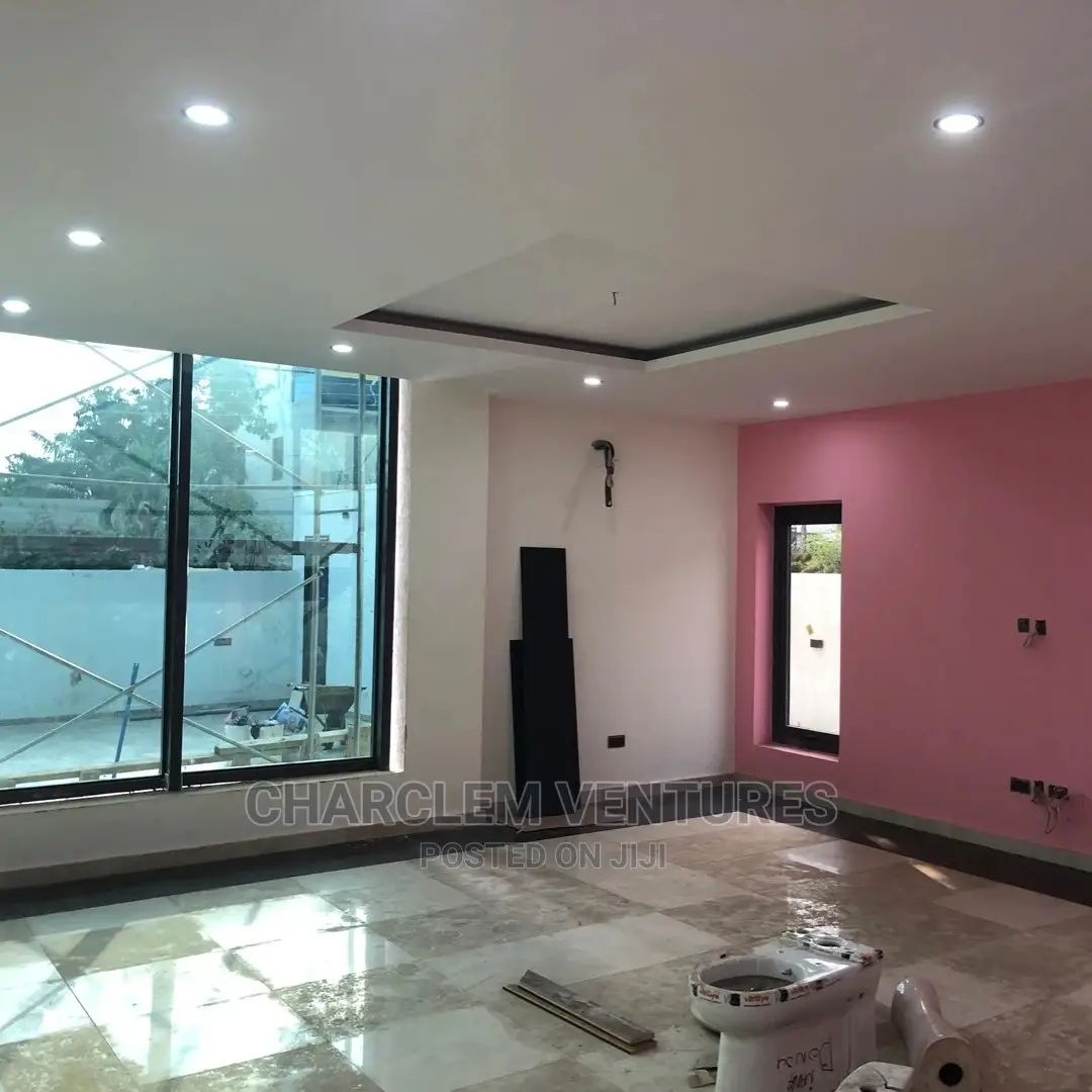 5bdrm Duplex in East Legon for Sale