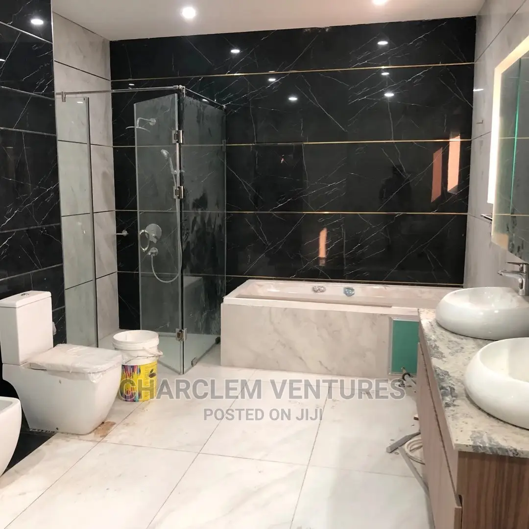 5bdrm Duplex in East Legon for Sale