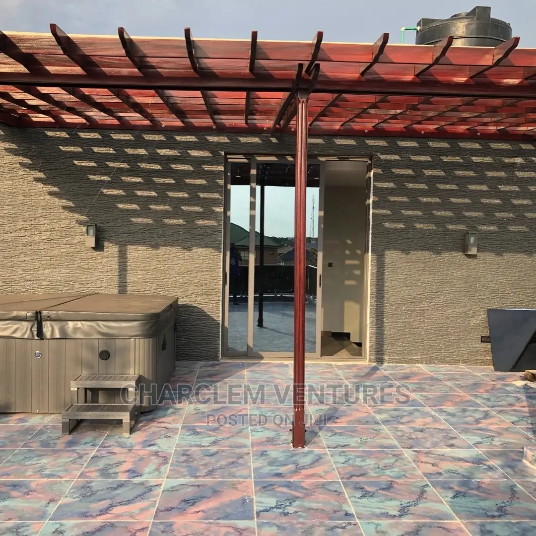 5bdrm Duplex in East Legon for Sale