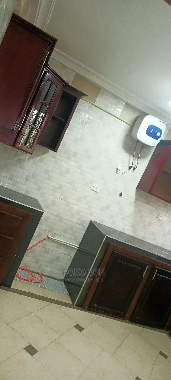 2bdrm Apartment in Dr Roko, Awoshie for rent