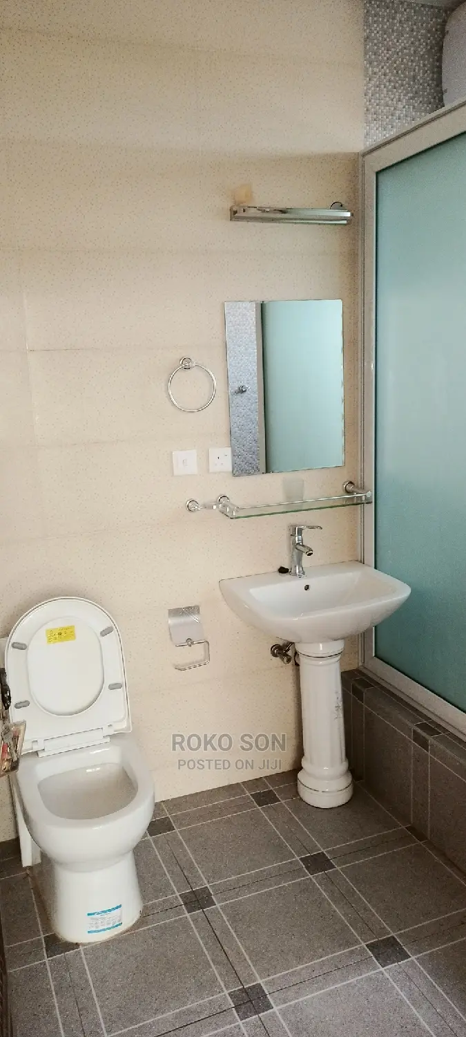 2bdrm Apartment in Dr Roko, Awoshie for rent