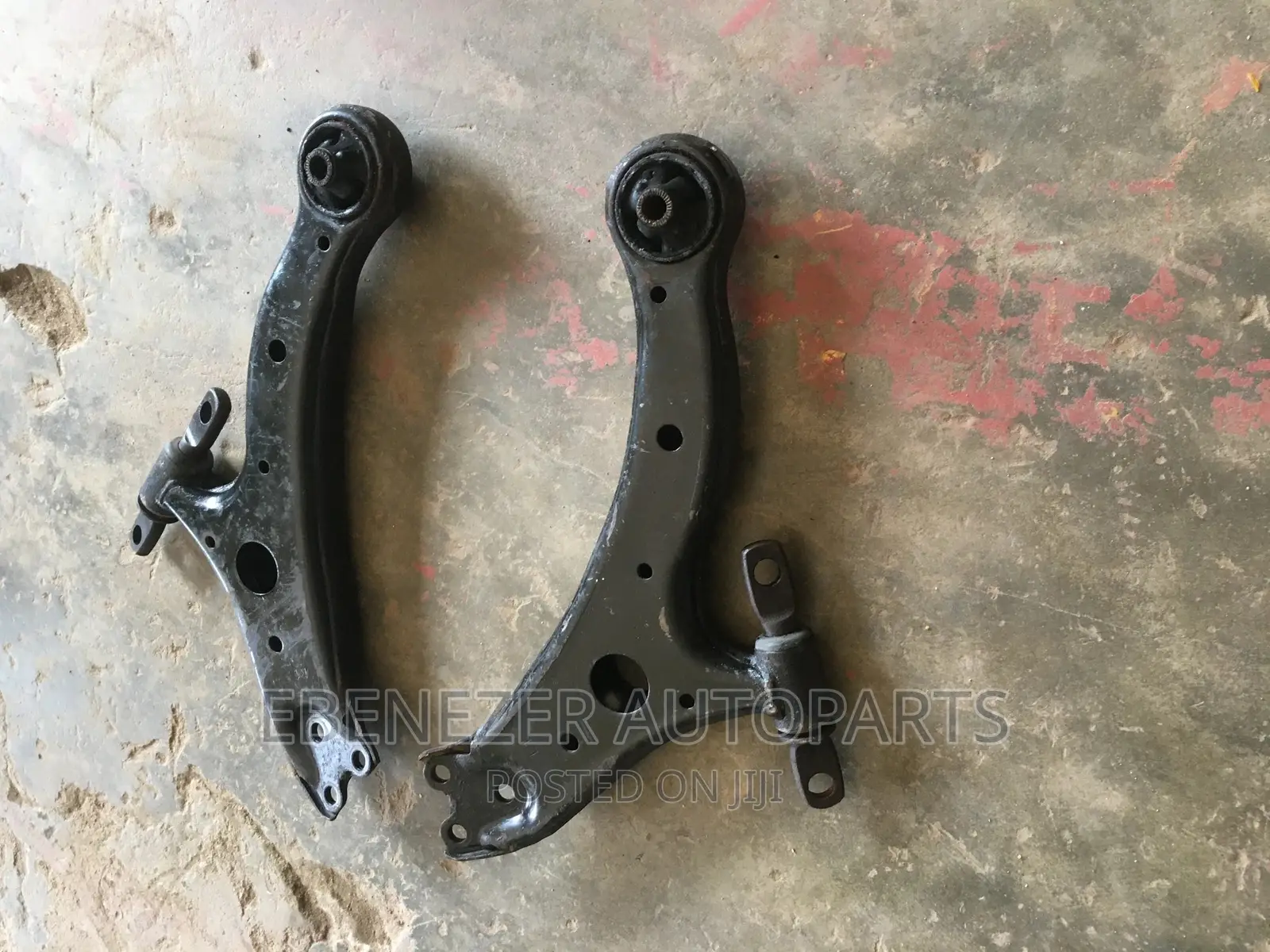 Camry Spider Lower Arm 2012 2013 2014