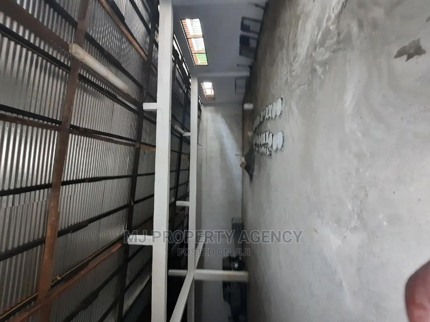 470 Sqm Warehouse at Tema