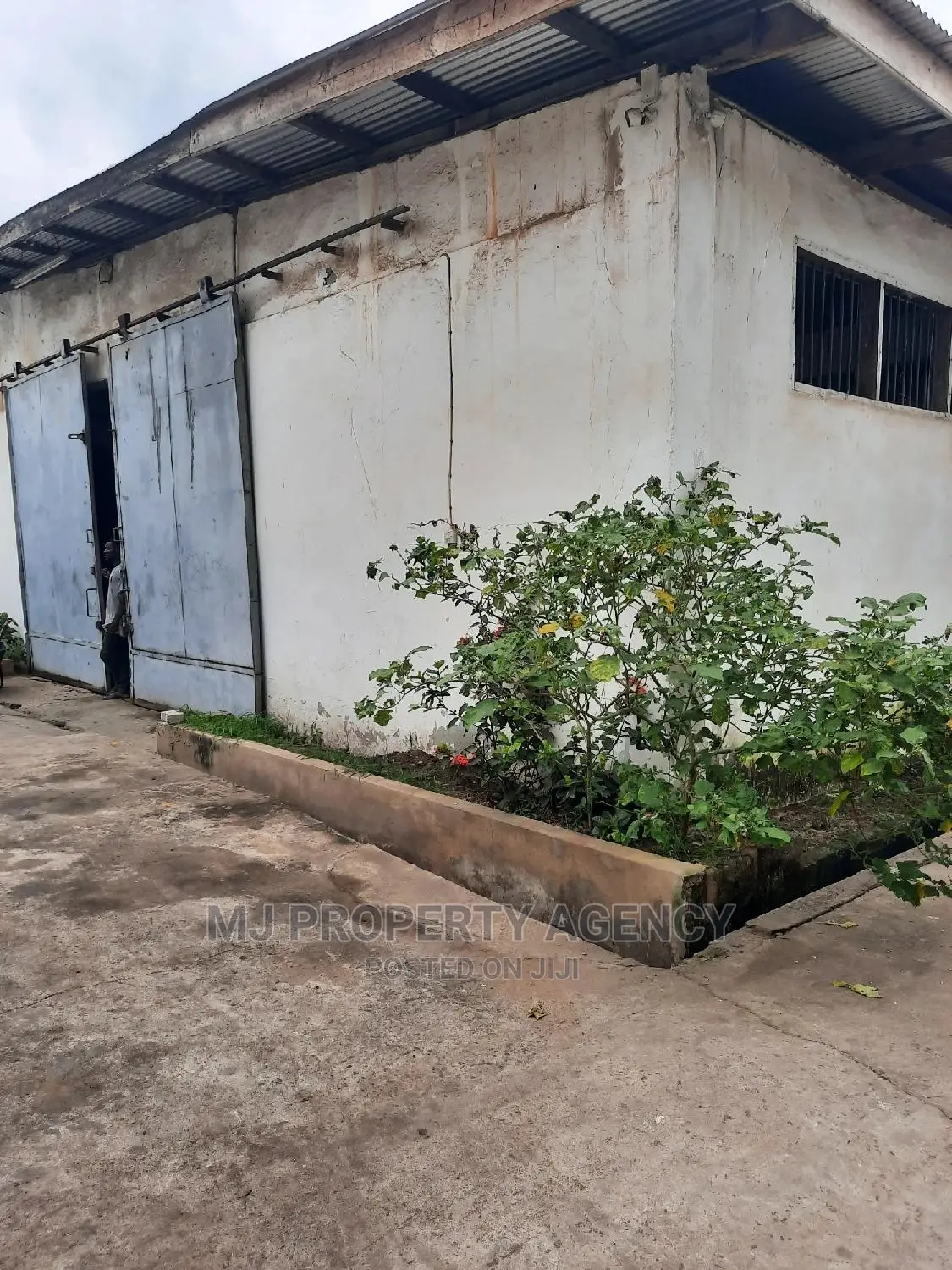 470 Sqm Warehouse at Tema