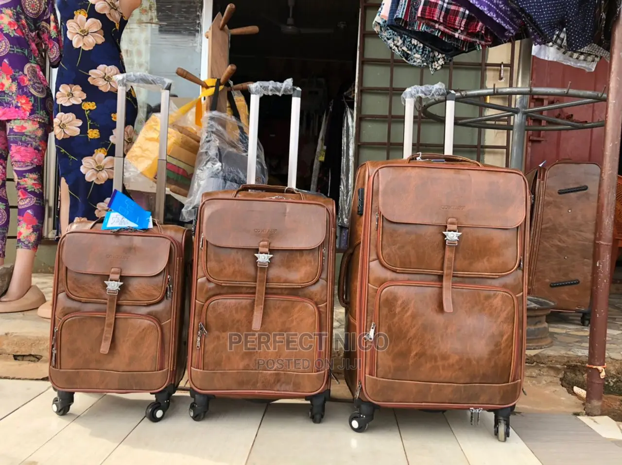 4set Genuine Leather Suitcase/Travelling Bags