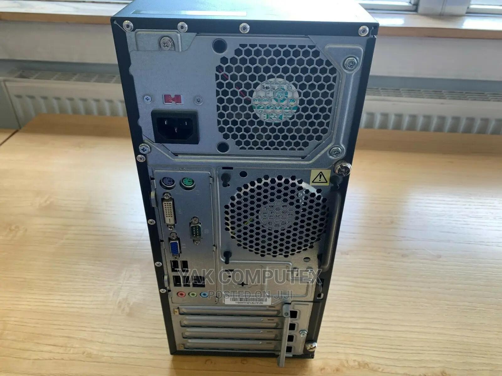 Desktop Computer Lenovo ThinkCentre M710 4GB Intel Core I3 HDD 320GB