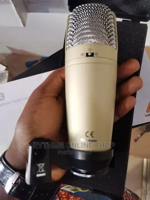 Behringer C-3 Studio Mic