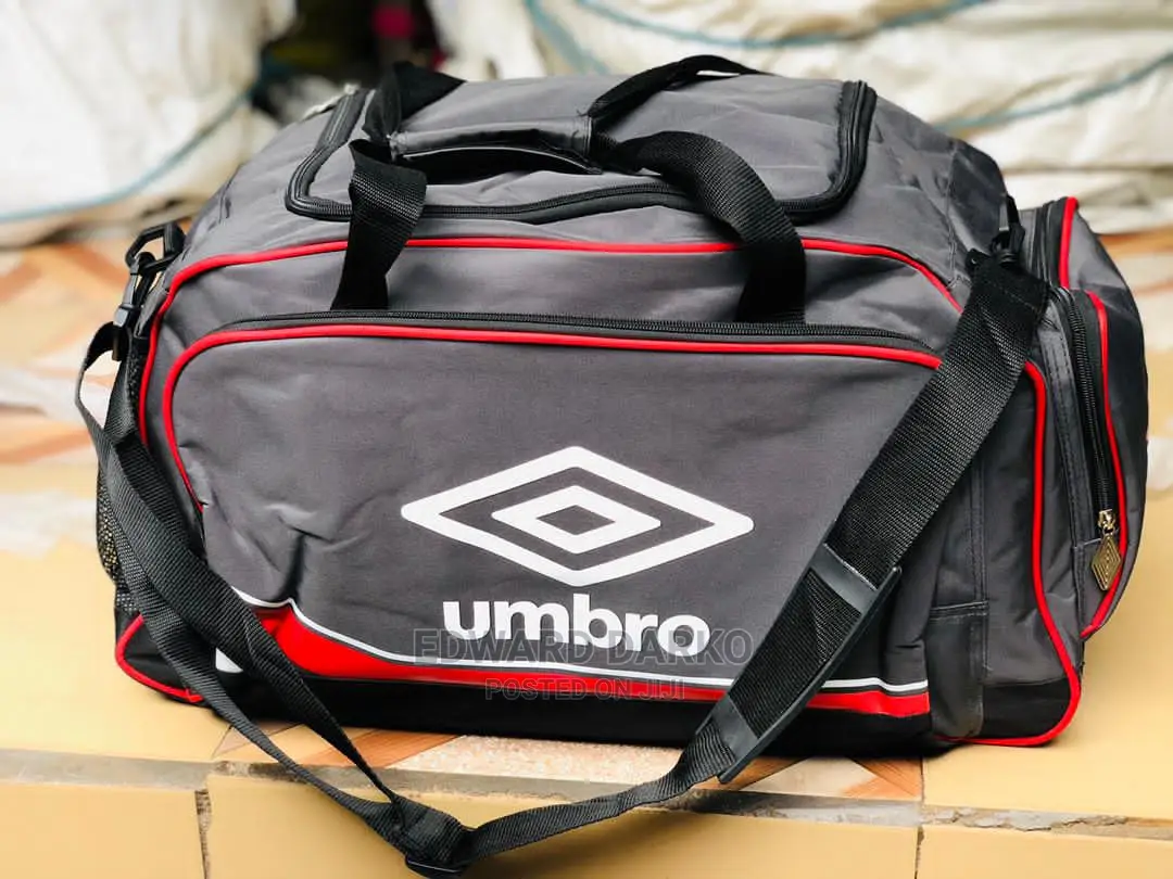 Quality Umbro Travelling Bag