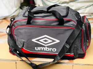 Quality Umbro Travelling Bag