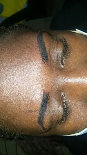 Eyebrow Tattoos and Microblading