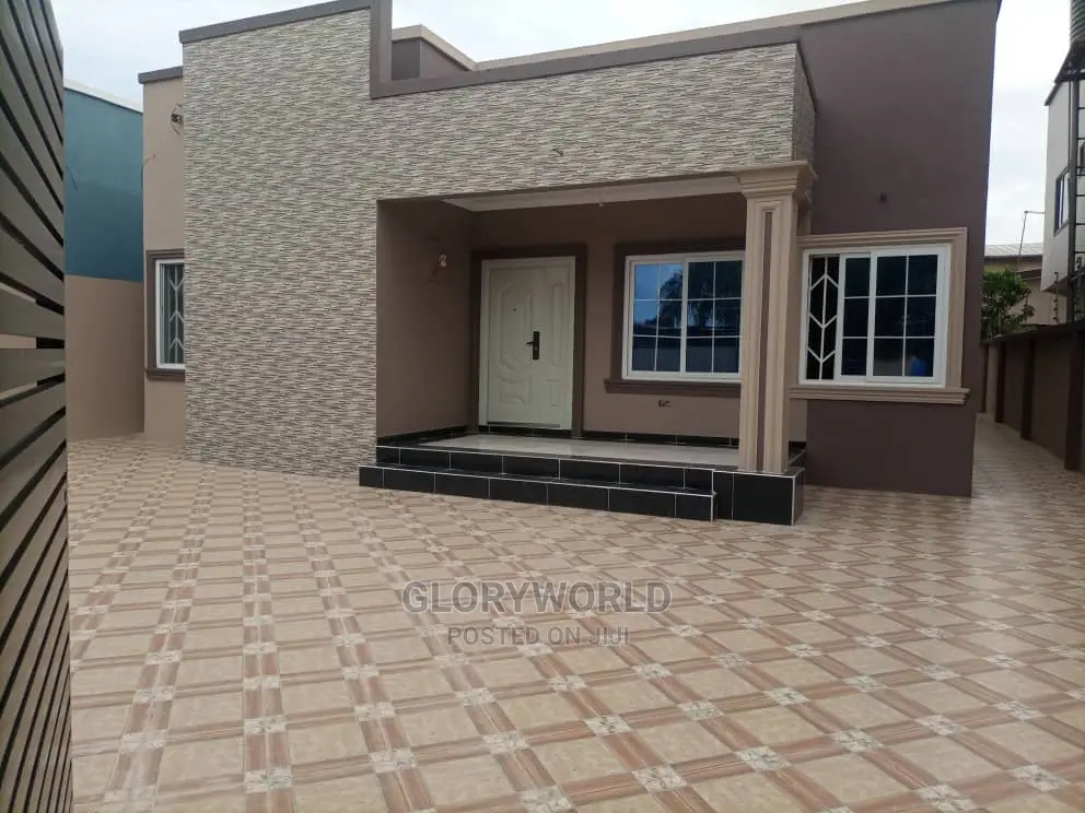 3bdrm House in Spintex for sale