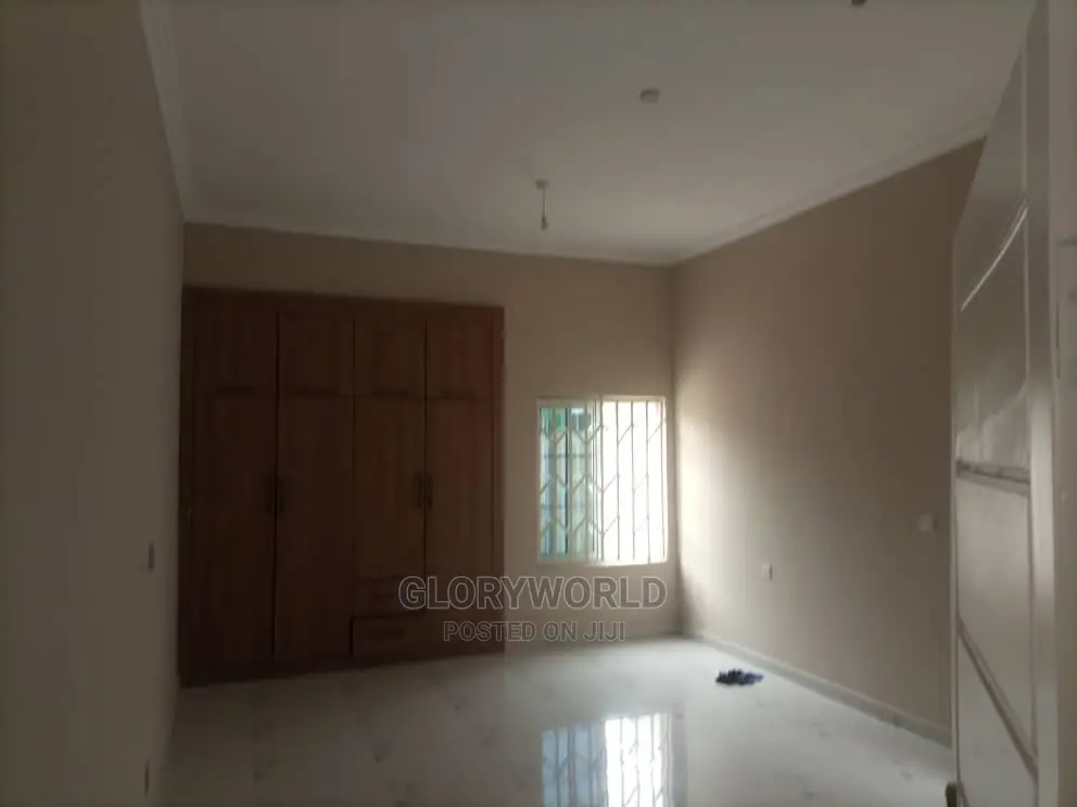 3bdrm House in Spintex for sale