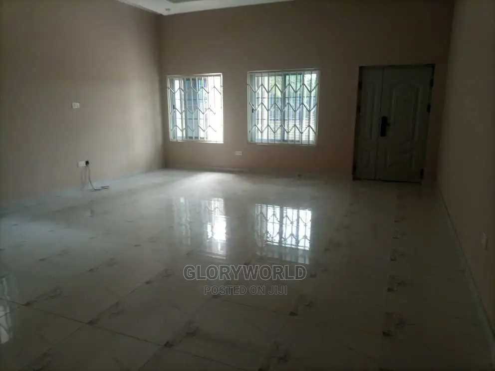 3bdrm House in Spintex for sale