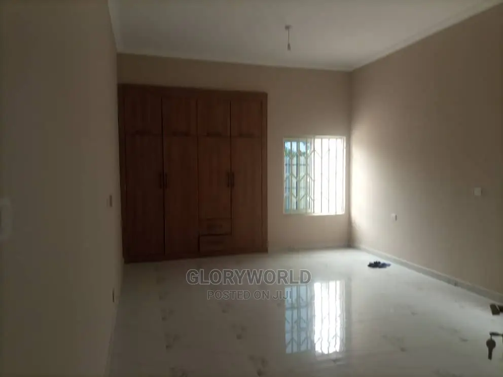 3bdrm House in Spintex for sale