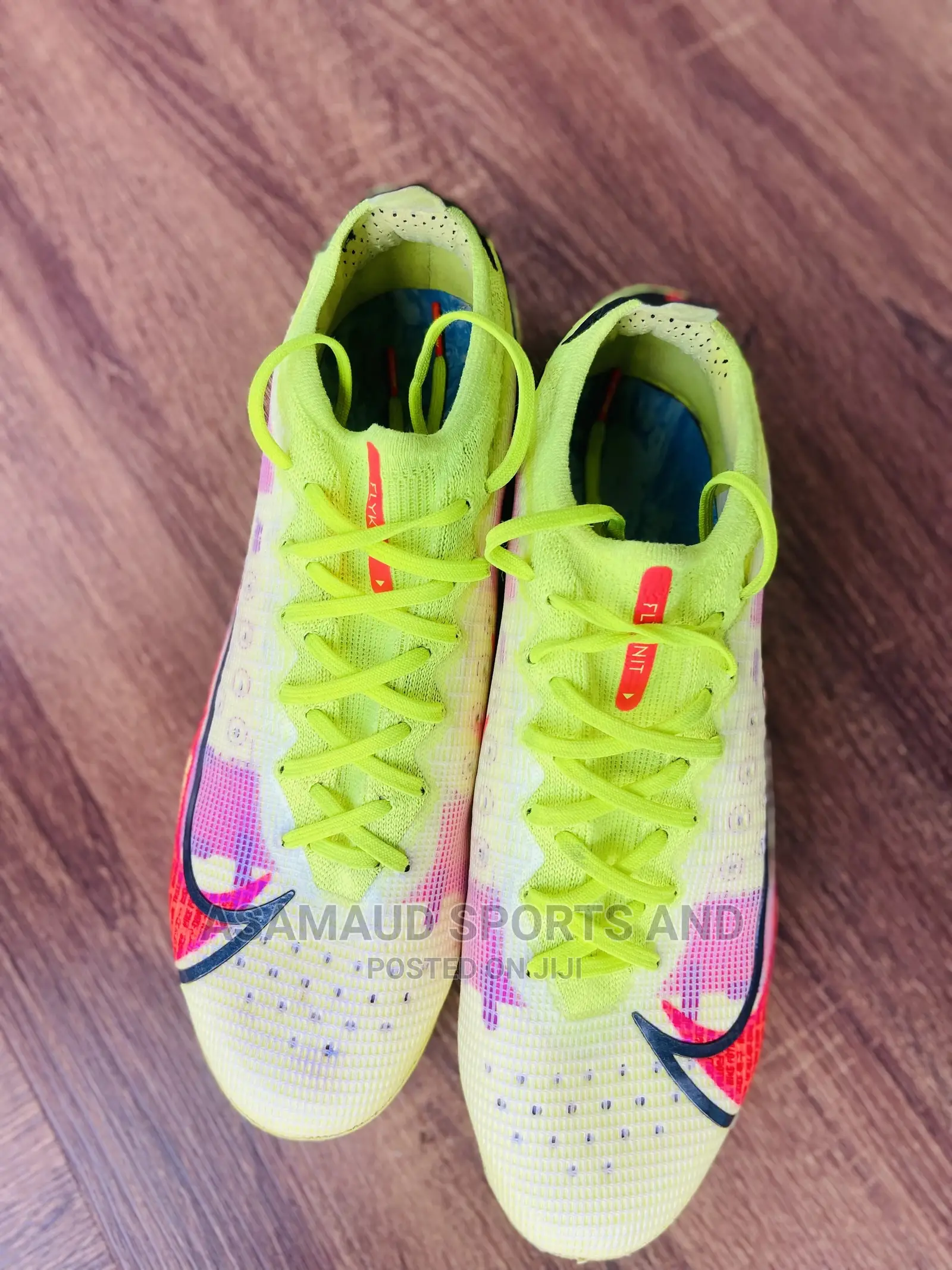 First Grade Football Boot at Cool Price