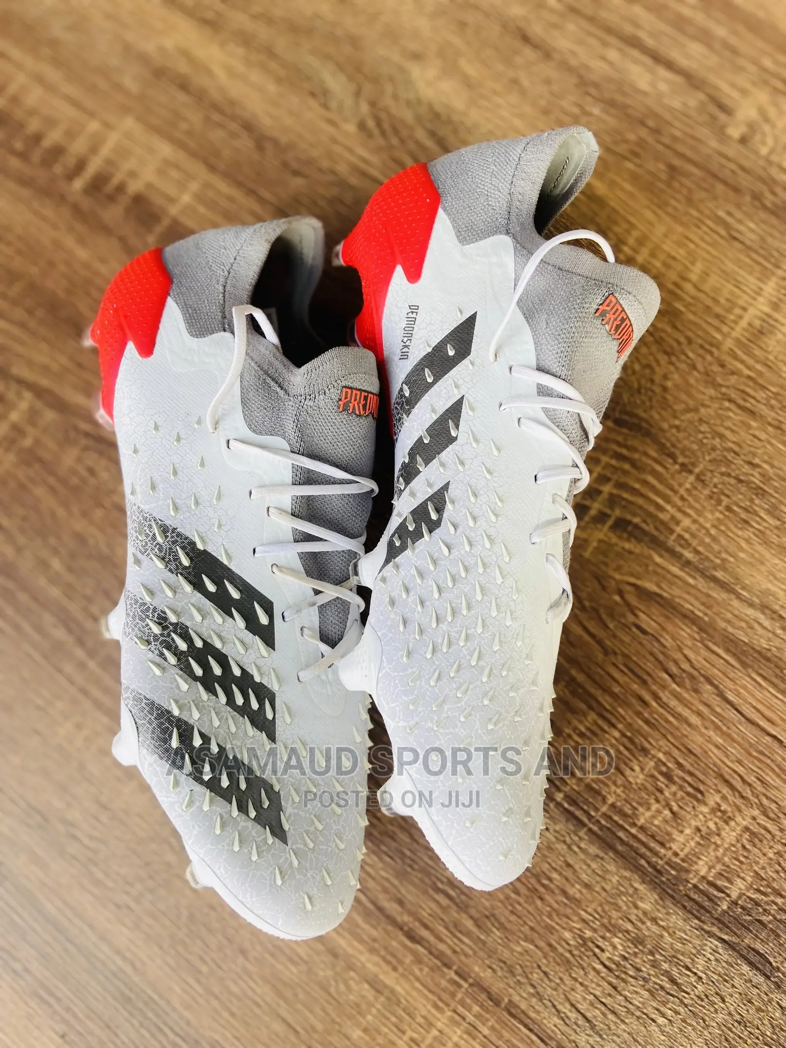 First Grade Football Boot at Cool Price