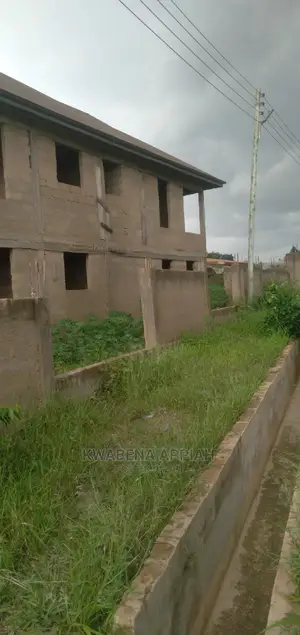 7bdrm Block of Flats in Mark Estate At, Kumasi Metropolitan for sale