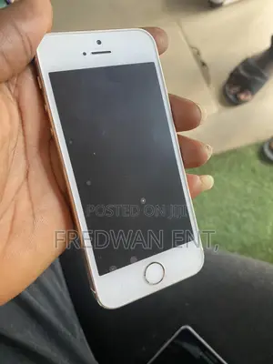 New Apple iPhone 6 16 GB Gold