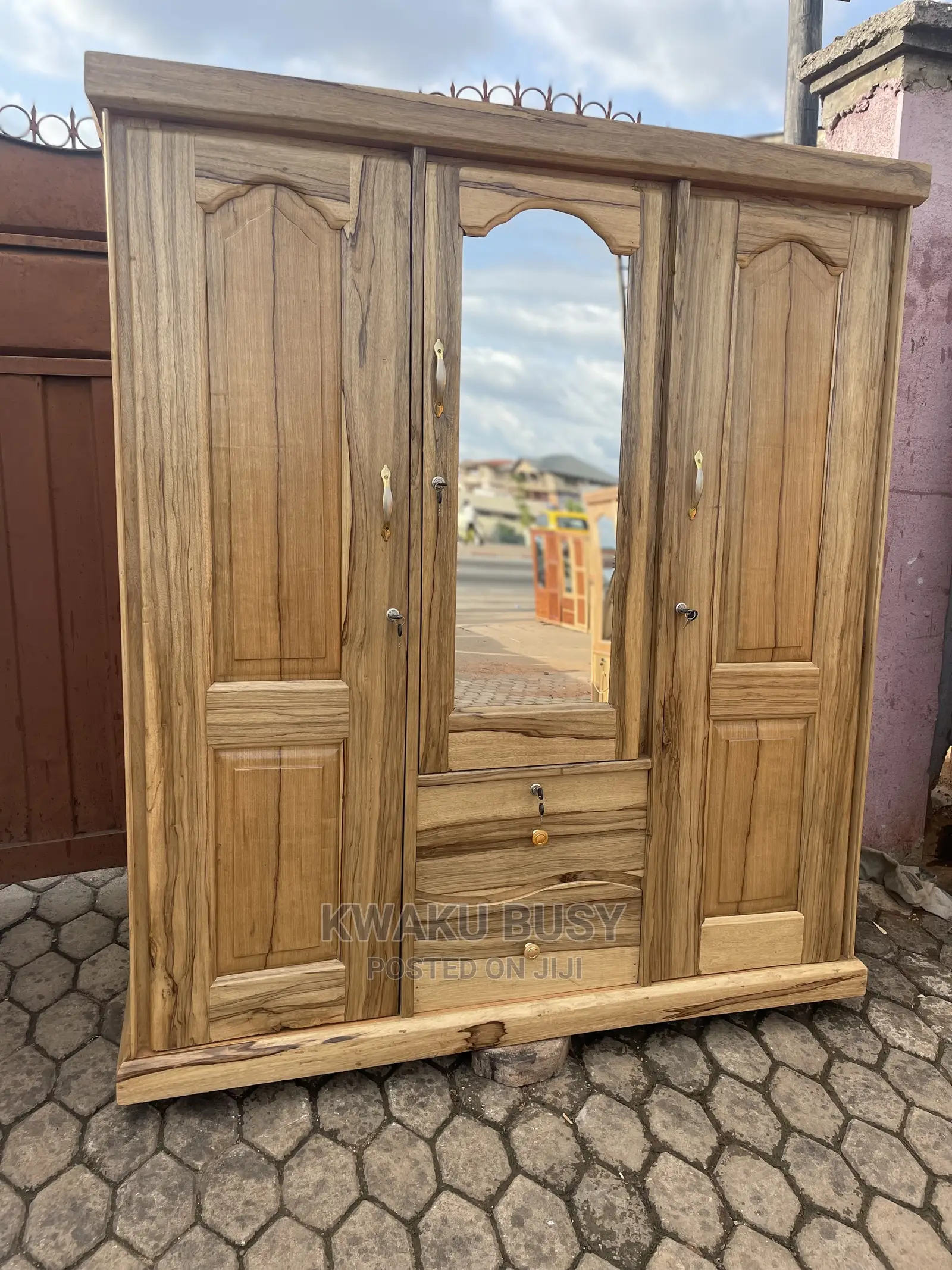 3 In 1 Wardrobe