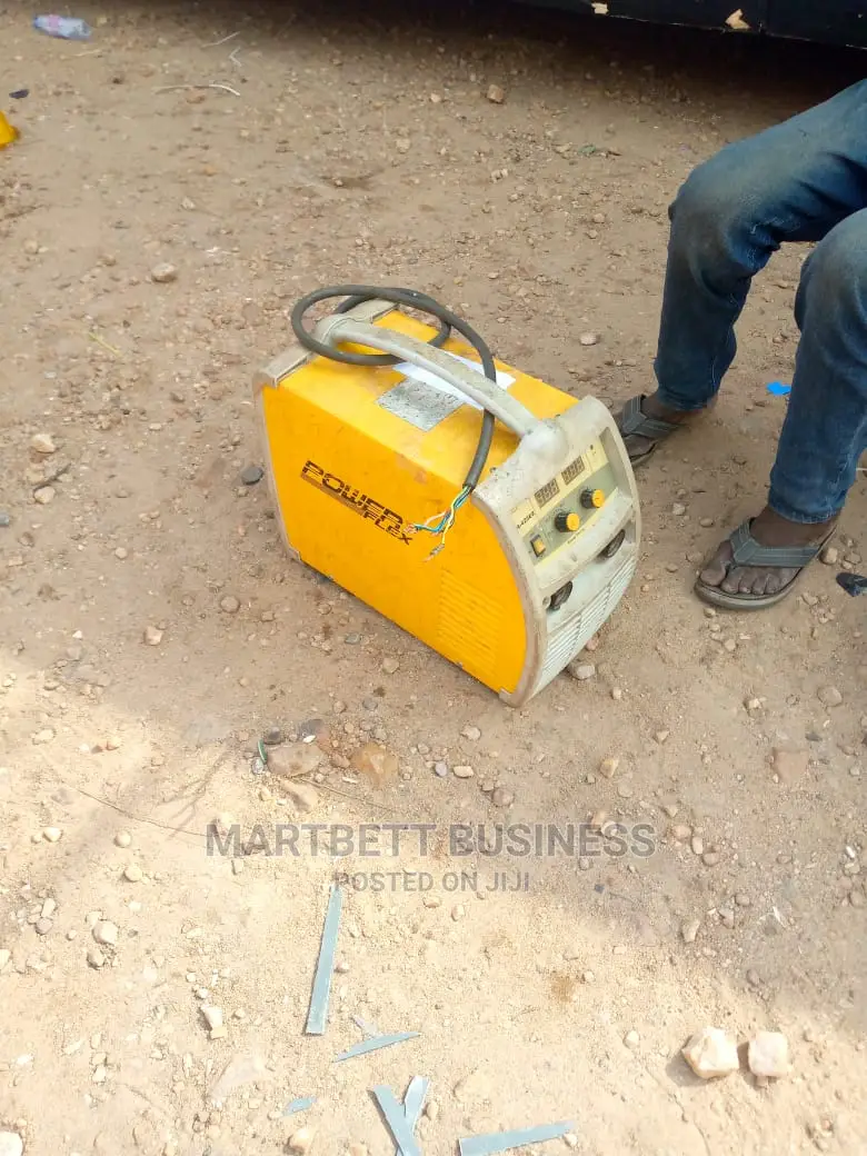300a Portable Inverter Welding Machine