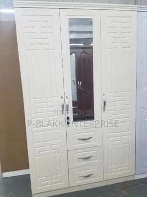 Quality Wardrobe 3doors