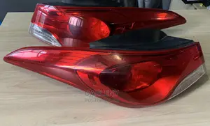 Original Tail Light Pair Elantra 2012-15 Hyundai Left Right