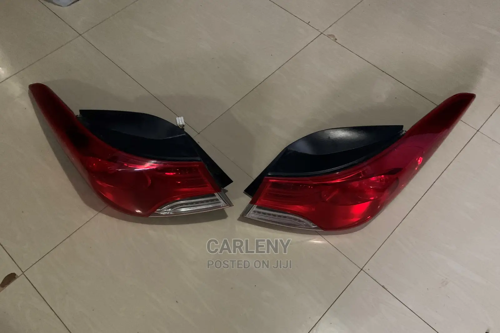 Original Tail Light Pair Elantra 2012-15 Hyundai Left Right