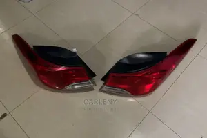 Original Tail Light Pair Elantra 2012-15 Hyundai Left Right