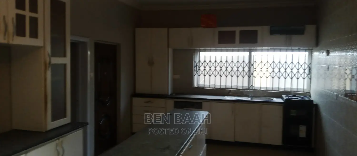 5bdrm House in Ben Properties, Post Office Area for rent