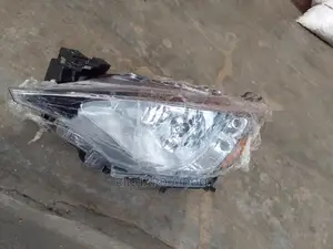 Toyota IA 2014 Headlight Available