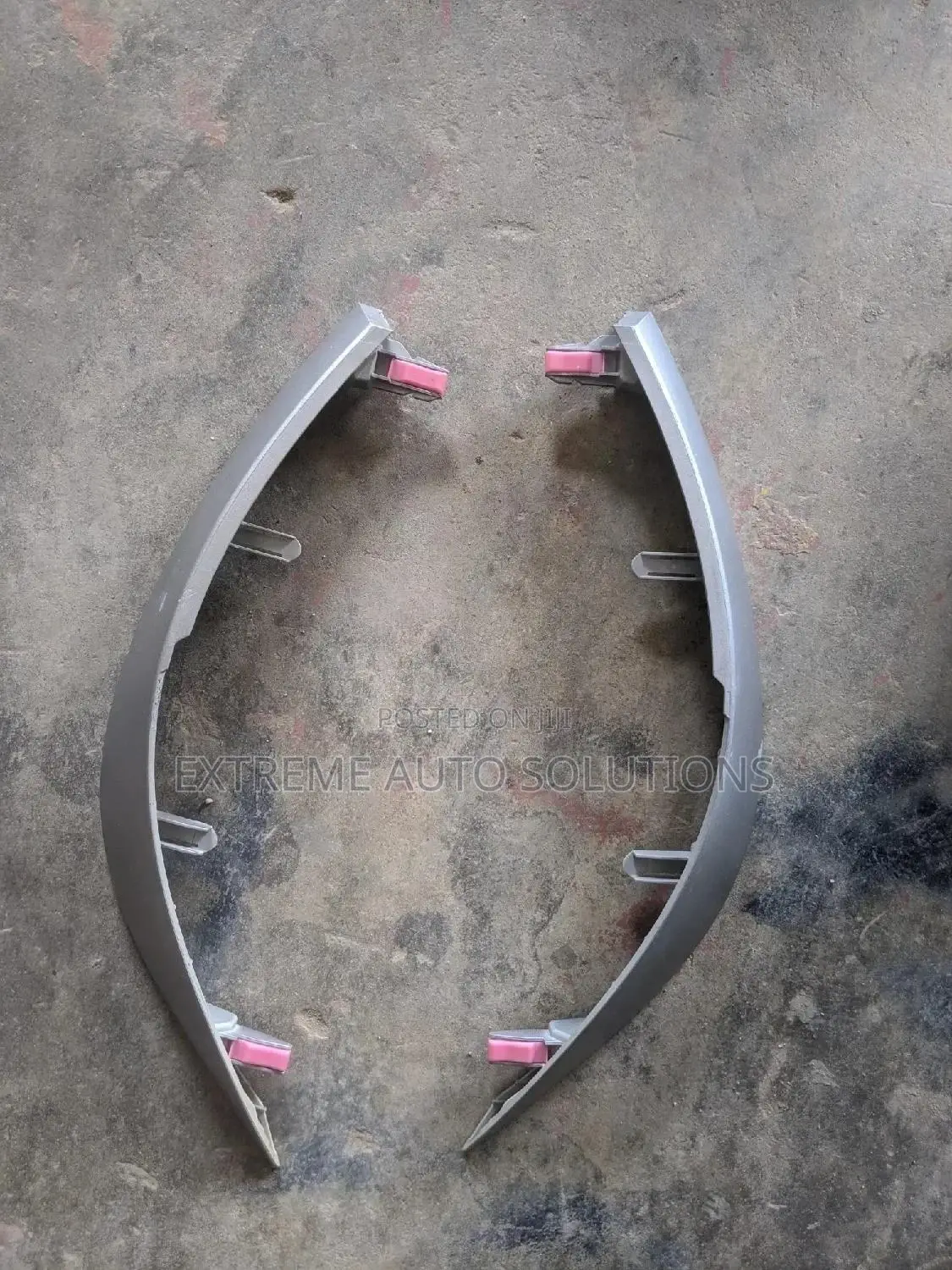 Corolla 2009 - 2013 AC Vent Side Trim