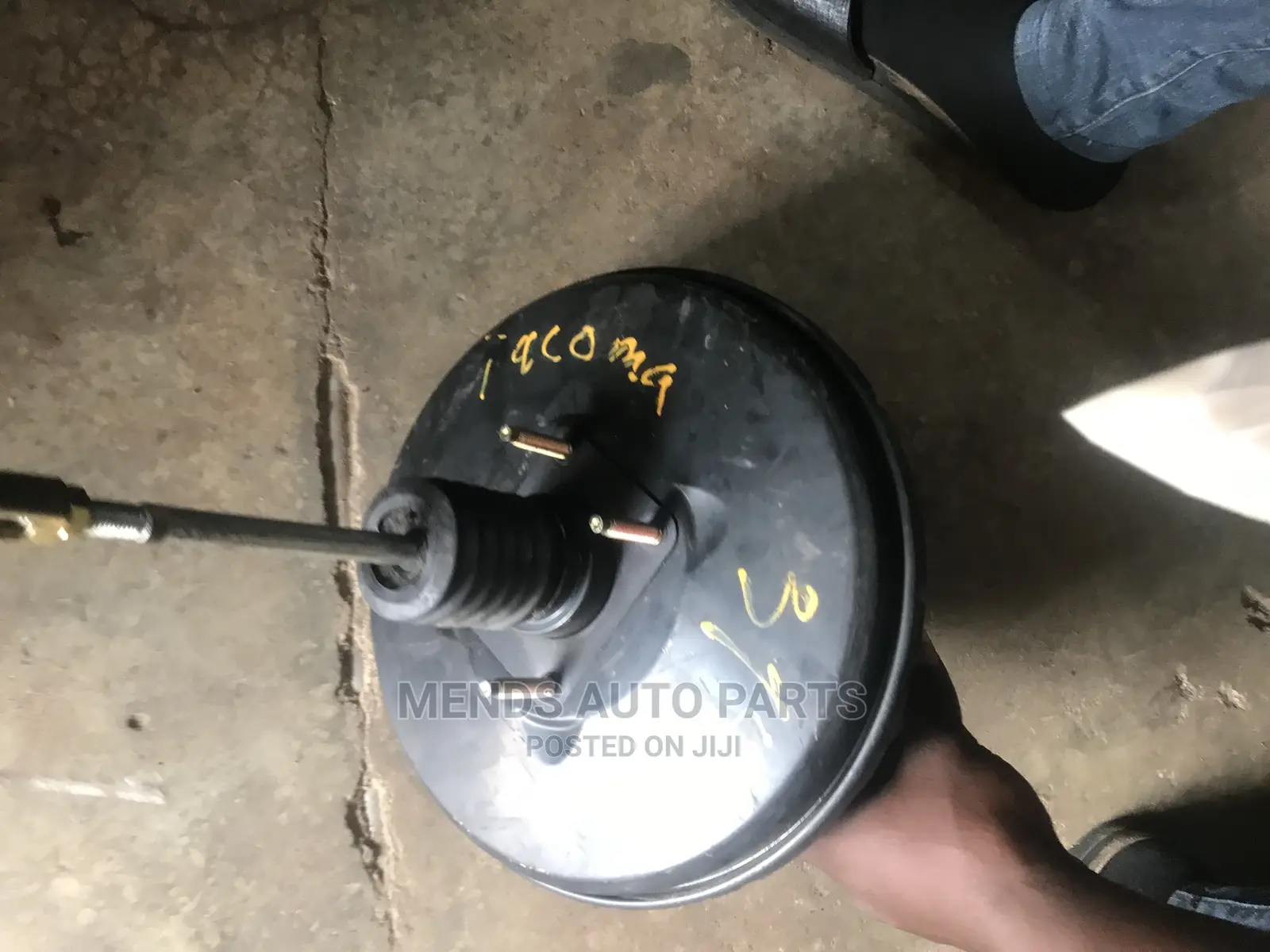 Toyota Tacoma 2015 2016 Brake Pot and Brake Booster