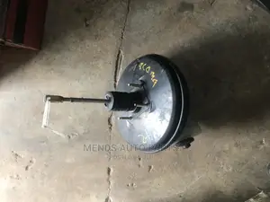 Toyota Tacoma 2015 2016 Brake Pot and Brake Booster