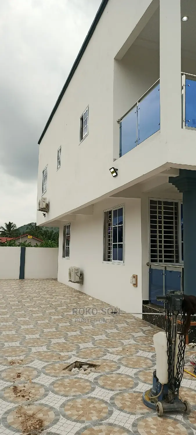 4bdrm Duplex in Dr Roko, Dome for sale