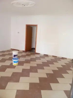 2bdrm Apartment in Community 18, Spintex for rent