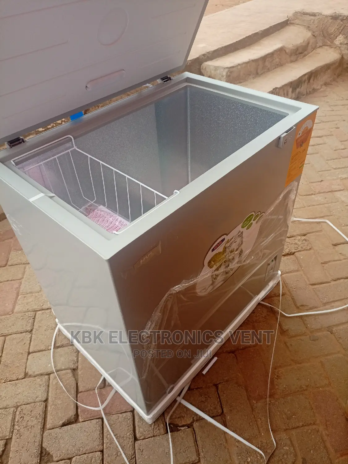 HVL 200ltr Chest Freezer