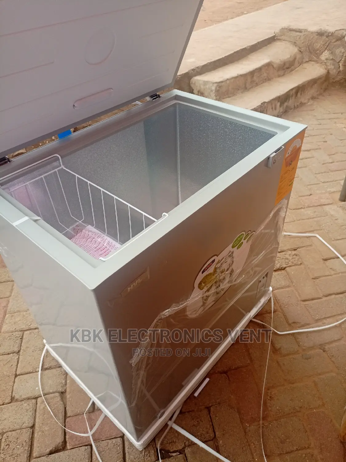HVL 200ltr Chest Freezer