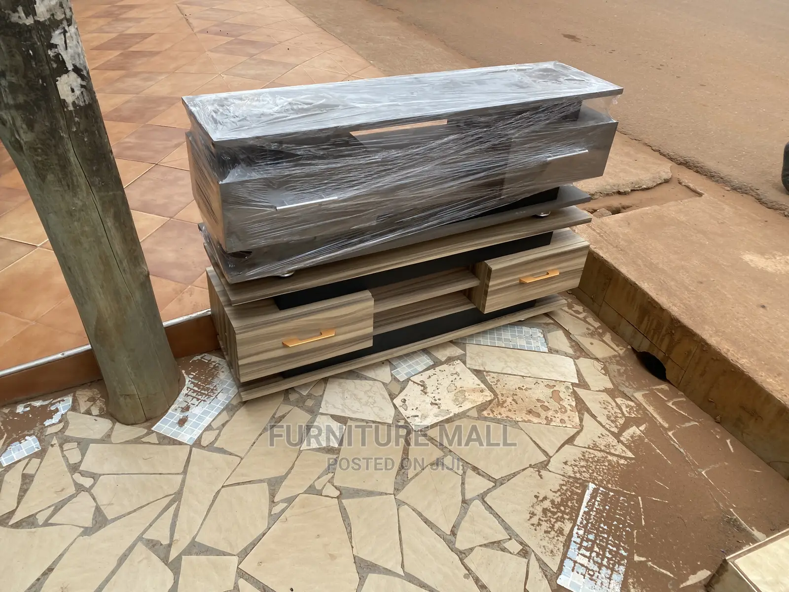 New Tv Stand Available Pls. Free Delivery