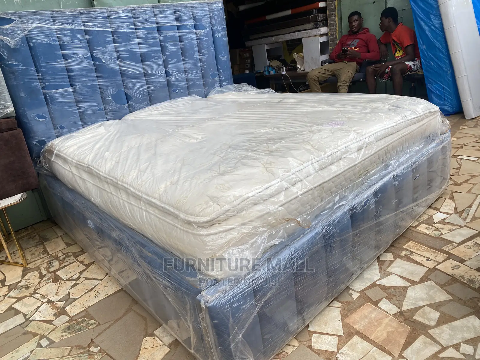 Executive Queensize Bed With Mattress . Free Delivery