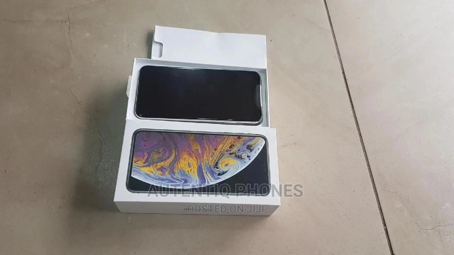 New Apple iPhone XS Max 256 GB Black